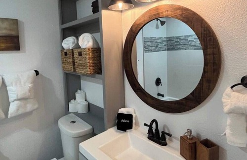 Del Mar Apartment | Serenity Suite - Unit D - Ocean Dr