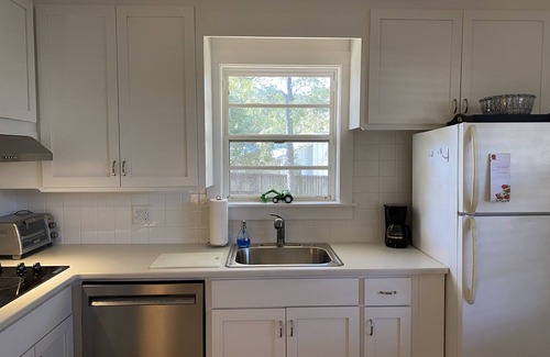 Fairhope House | Serenity surrounded cottage