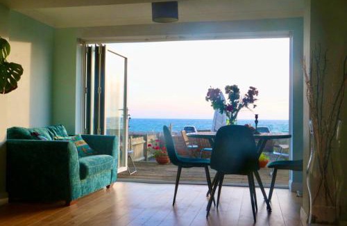 Seaford House | Serenity "your calm seafront retreat" By Air Premier