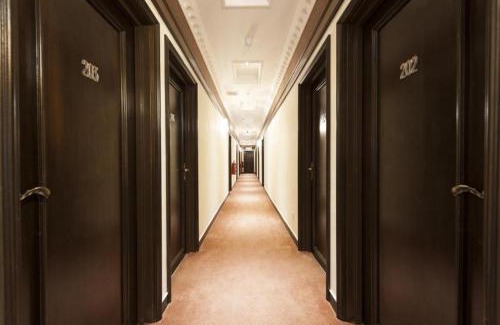 Seri Tanjung Pinang Hotel | Seriental Hotel I check in 3pm-11pm only