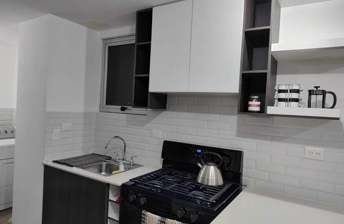 Zona 10 Apartment | Seriously: City sky, 12 minutes from the airport!