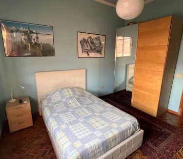 Florence Apartment | SERRA's Home - Bright Apt Statuto Area near Center