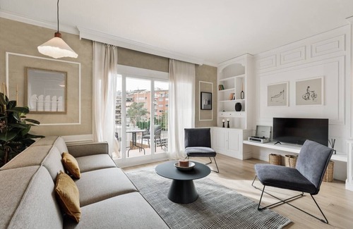 El Putget i Farro Apartment | Serralada - 4 bedrooms and terrace in Sant Gervasi