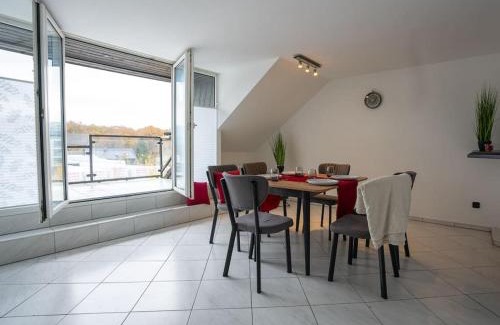 Alt-Rentfort Apartment | Serviceroom24 - Apartment 4 in Gladbeck WLAN - Smart-TV - 24-7 Check-in und Küche