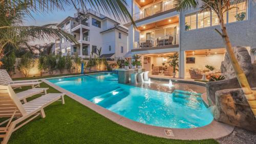 Siesta Key House | Serving Sunset