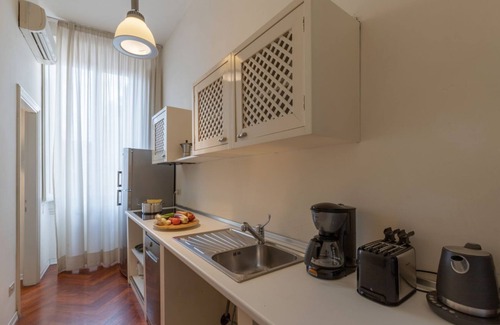 Duomo Apartment | Seta spacious apartment next to the Duomo