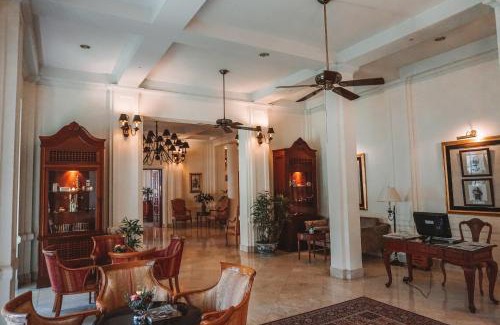 Vientiane Hotel | Settha Palace Hotel