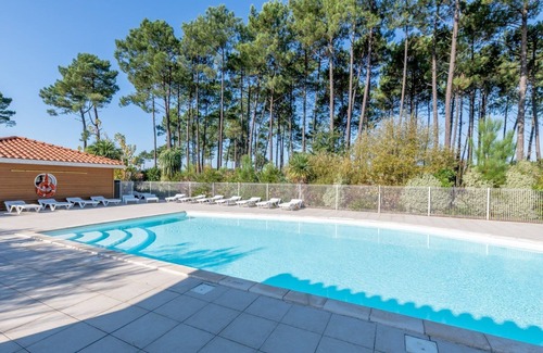 Parentis-en-Born Condo | Seulement à 400m du lac de Biscarrosse | Piscines!