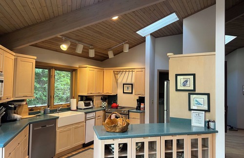 Bandon House | Seven Devil Beach Estate