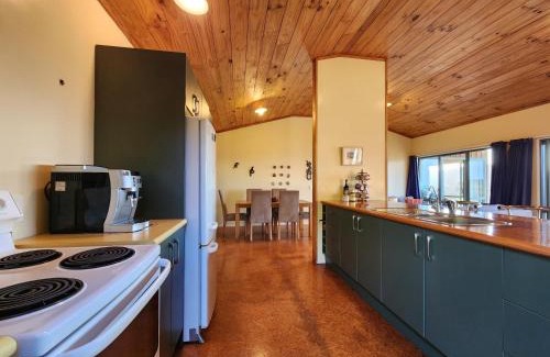 Hahei House | Seven Island View