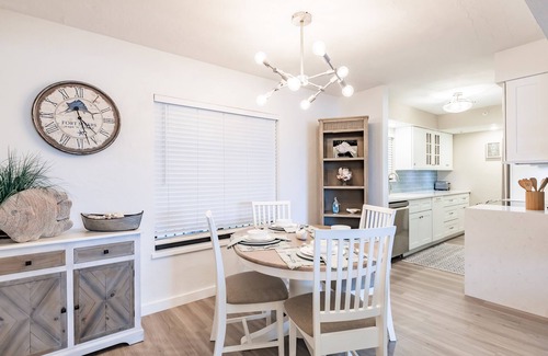 South Island Condo | Seven Miles of Heaven ≈ Spotlessly Clean Renovated Heated Pool Across From Beach