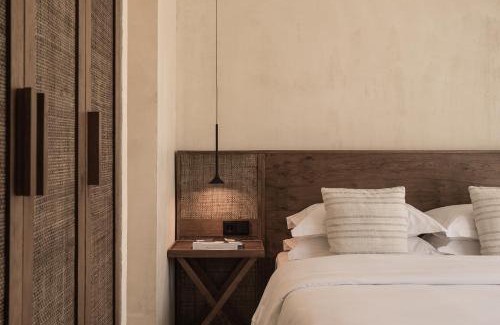Paliouri Apartment | Seven Rocks
