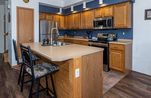 Seven Springs Condo | Seven Springs 4 BR Premium Condo, Deck with Views by RedAwning - Save 10% on 3 Nights, 15% on 5 Nights!