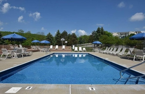 Seven Springs Condo | Seven Springs 4 BR Premium Condo, Deck with Views by RedAwning - Save 10% on 3 Nights, 15% on 5 Nights!