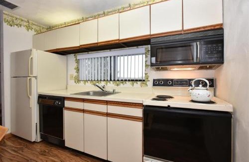 Seven Springs Apartment | Seven Springs Stoneridge 3 Bedroom & Loft Standard Condo, walking distance to slopes! condo