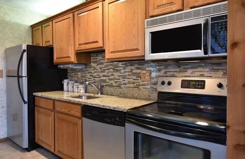 Seven Springs Condo | Seven Springs Sunridge 1 Bedroom Loft Standard Condo, Ski In Ski Out! by RedAwning