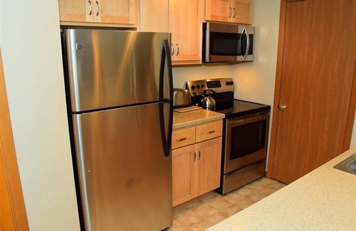 Seven Springs Condo | Seven Springs Sunridge 2 Bedroom Standard Condo, Ski-In/Out! by RedAwning
