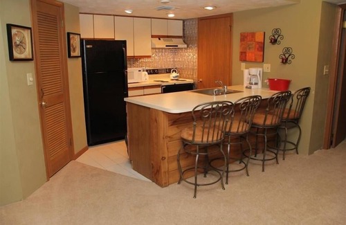 Seven Springs Condo | Seven Springs Sunridge 2 Bedroom Standard Condo - Mountain Views, Pet Friendly! by RedAwning