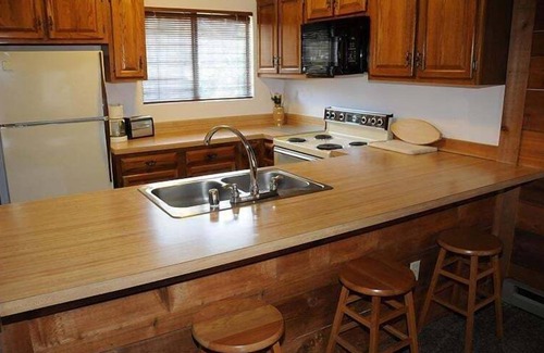 Seven Springs Condo | Seven Springs Swiss Mountain 3 Bedroom Standard Condo, Sleeps 8! by RedAwning