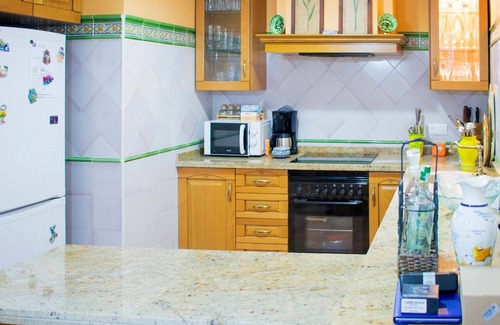Este-Alcosa-Torreblanca House | Seville Escape with Terrace