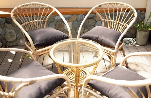 Nelson House | Seymour Sleeps, Deluxe 1 Bed Apartment with Pool