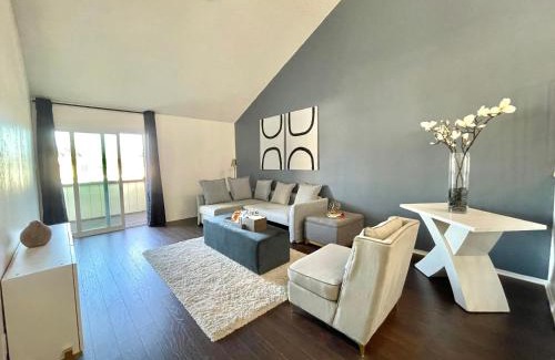 South San Francisco Apartment | SFO Airport/S San Francisco Sweet Home