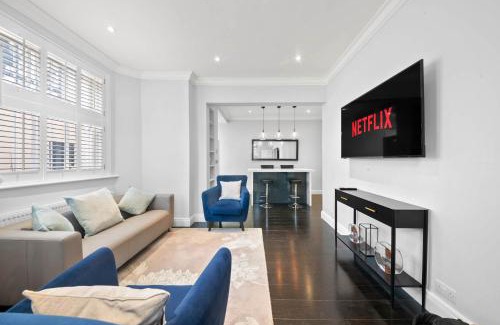 South Kensington Apartment | SG, Prime Knightsbridge Luxury Suite