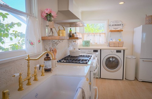 Sierra Madre House | Shabby Chic Rose Cottage Southern California