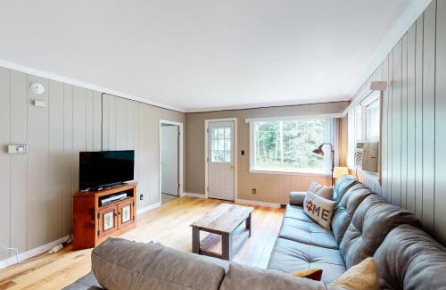North Creek House | Shady Acres