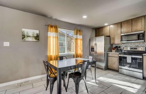 Colorado Springs House | Shady Grove Family Home w Foosball Walk to OCC