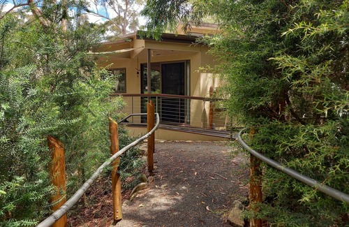 Halls Gap House | SHADY GUMS GRAMPIANS ACCESSIBLE PLACE. MODERN, SPACIOUS AND UNIQUE.