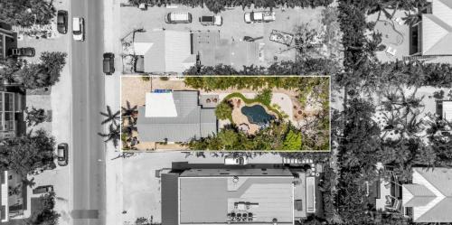 Anna Maria House | Shady Mango home