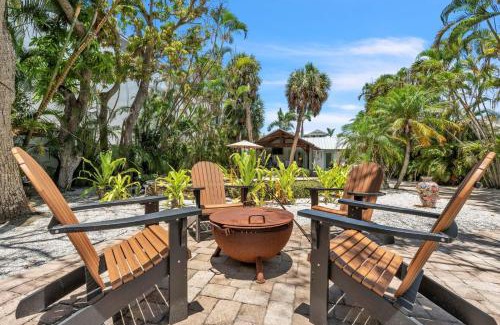 Anna Maria House | Shady Mango home