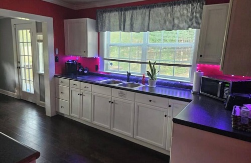 Maryville Cottage | Shady Oak Cottagenn