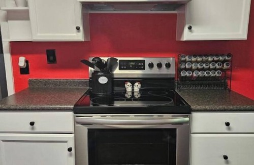 Maryville Cottage | Shady Oak Cottagenn
