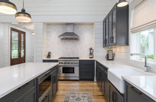 Palmetto Bluff House | Shady Oak - Moreland Cottage with an enchanting backyard