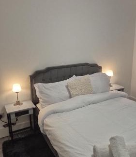 Dagenham Apartment | Shafter House London
