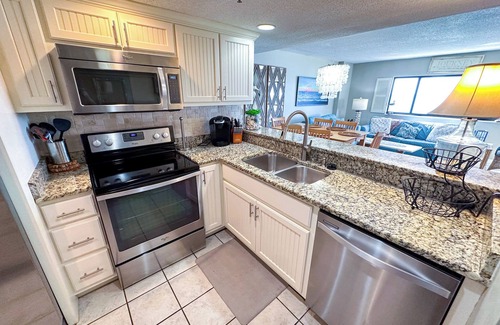 Cherry Grove Beach Condo | Shalimar 2B! Oceanfront Bliss! 2BR Condo with Balcony Access from BOTH Bedrooms!