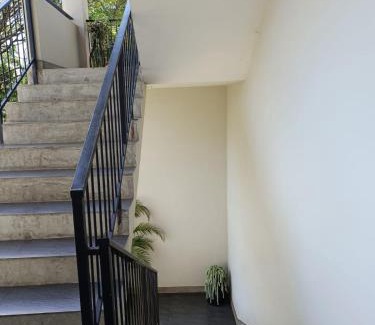 Peradeniya House | Shalom