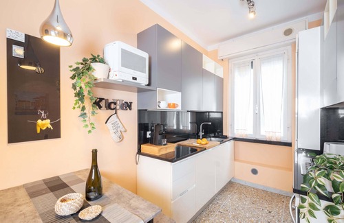Pisa Apartment | Shamatha Apartment - Two Bedroom Apartment, Sleeps 6