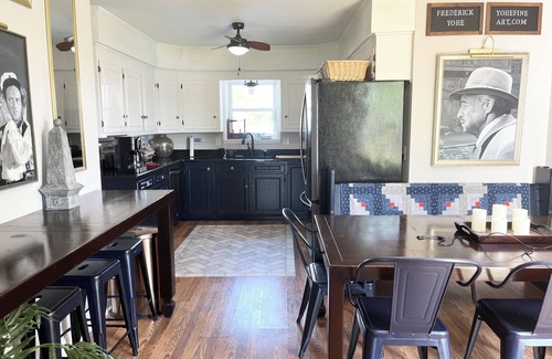 Washington House | Shananegins on the River, Pet Friendly! 🐶