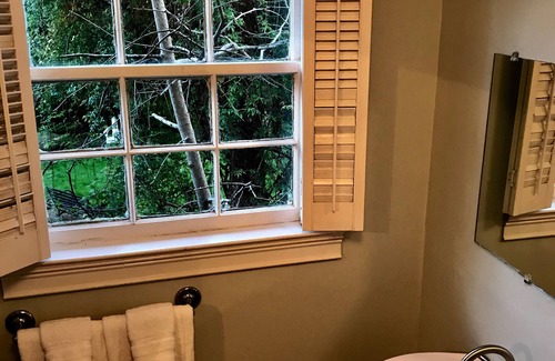 Shandon House | Shandon’s Best: Bubba’s Tranquil Treehouse