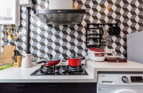 Downtown Shanghai Apartment | Shanghai Hills&Chuanyu Inn Near NECC 69-704