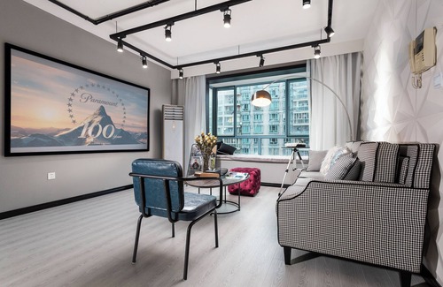 Downtown Shanghai Apartment | Shanghai Hills&Chuanyu Inn Near NECC 69-704