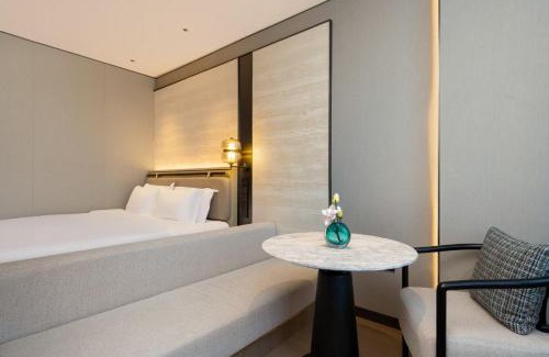 Changning Hotel | Shanghai Hongqiao Guanhua Hotel - Beixinjing Subway Station