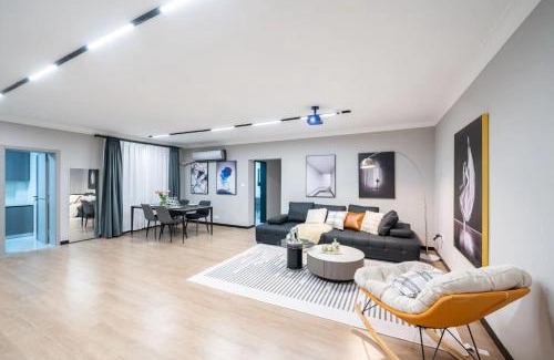 Downtown Shanghai Apartment | Shanghai Lemon Apartment