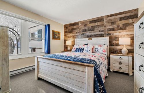 Hampton House | Shangri-La Escape-Steps to Beach and Marina-AC