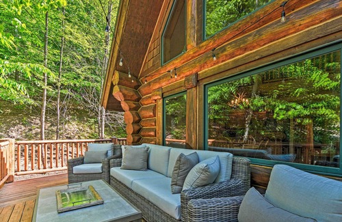 Bellaire Cabin | Shanty Slopeside Ski & Golf Home: Hot Tub/Fire Pit