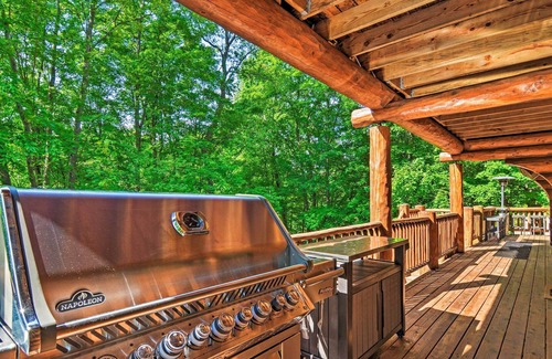 Bellaire Cabin | Shanty Slopeside Ski & Golf Home: Hot Tub/Fire Pit