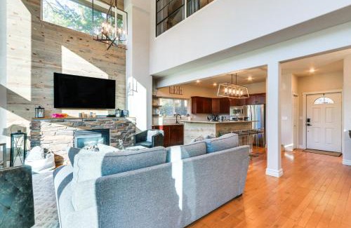 Coeur d'Alene House | Shared Boat Dock Lakefront Coeur dAlene Home